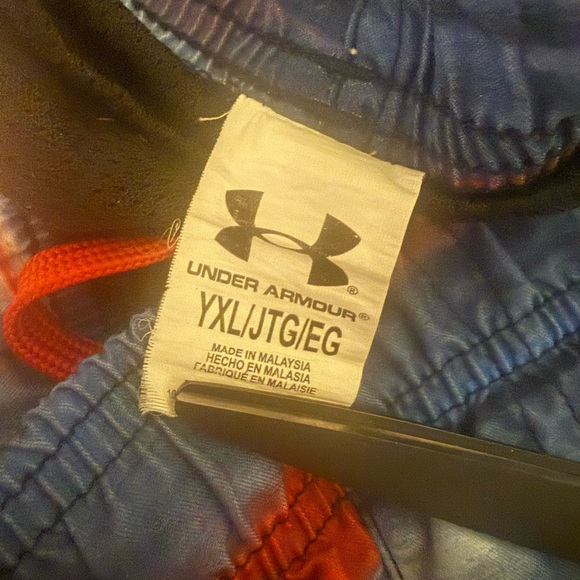 Under Armour Youth XL Shorts Red White Blue Swim Training Activewear - Picture 8 of 9